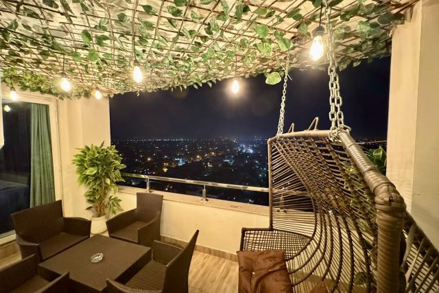 Luxury 2 Bedroom Apartment for Rent in Gold Crest with Balcony & Modern Interiors